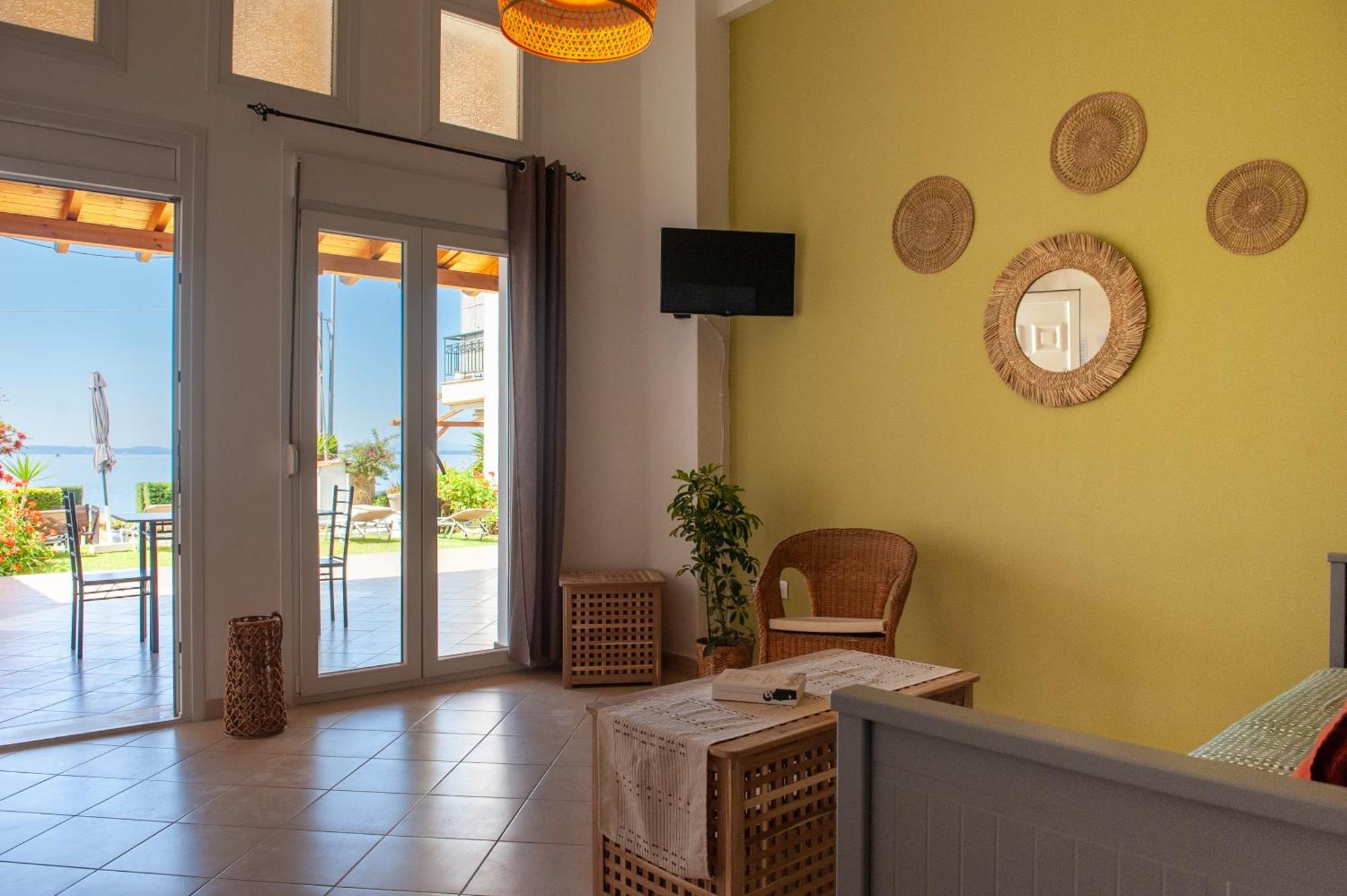 Ferienwohnung Christina'S Sea House Nikiti  Exterior foto